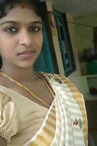 Tamil uber-cute housewife
