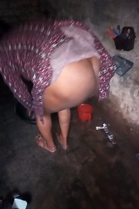 Indian desi villger wife bathing super hot bare photo