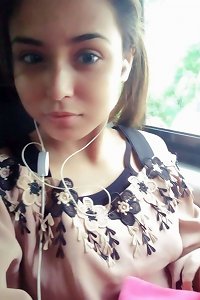 Naira Chittagong Bengali prostitute bare cooter and selfie